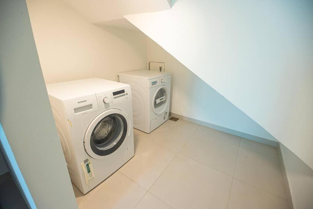 Luxury 3 Bdr Villa By The Sea 54 ฟูไจราห์ ภายนอก รูปภาพ
